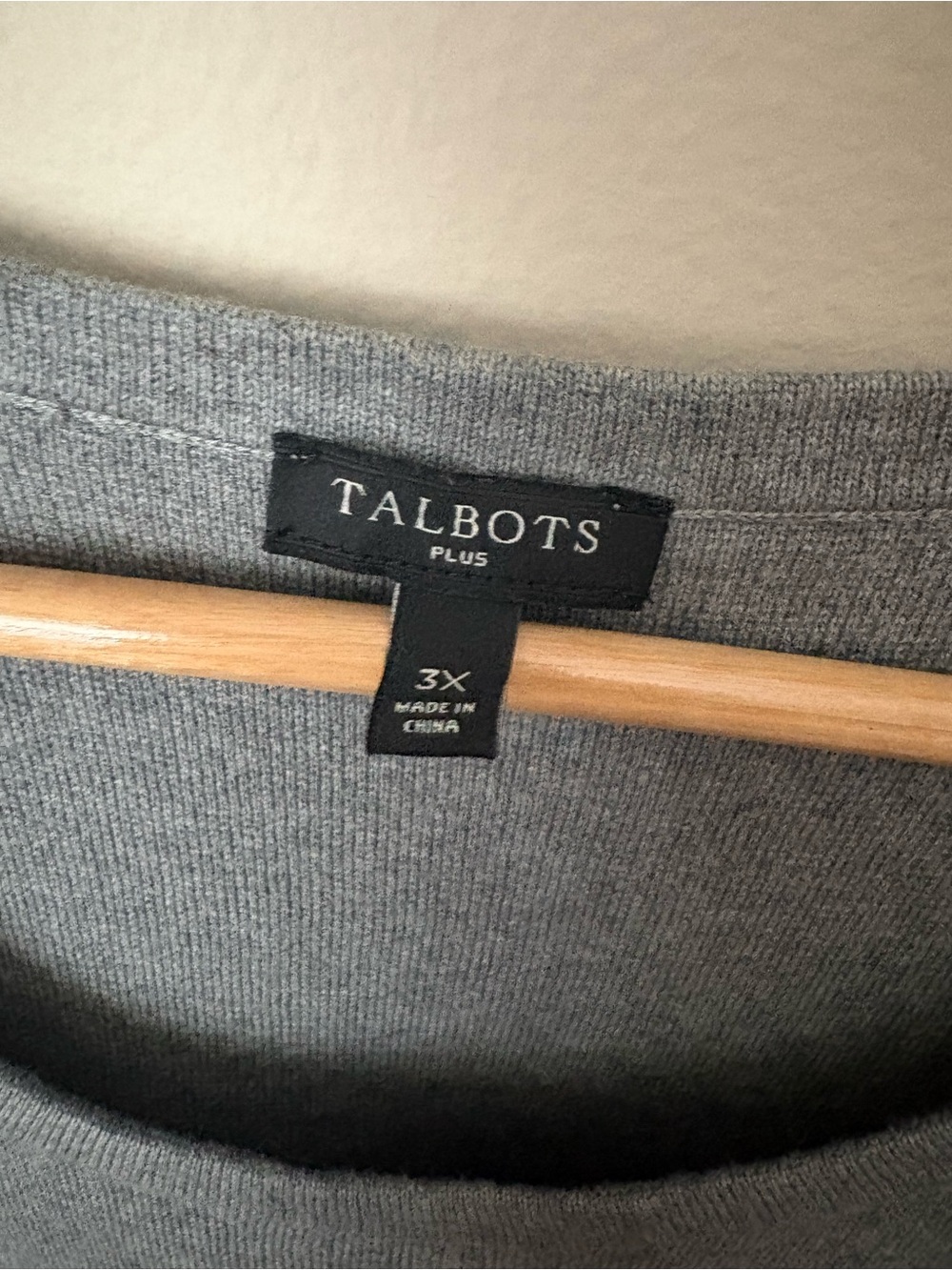 Size 3X Talbots Plus Light Gray Cotton Modal Sleeveless Crewneck Shell Top - Picture 3 of 4